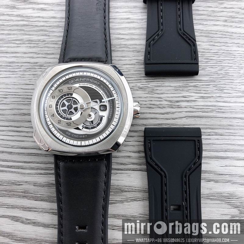 Replica Seven Friday 44.3X49.7mm 090460 Watch