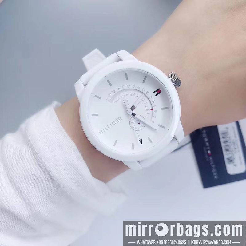 Replica Tommy 44mm 101006 Watch