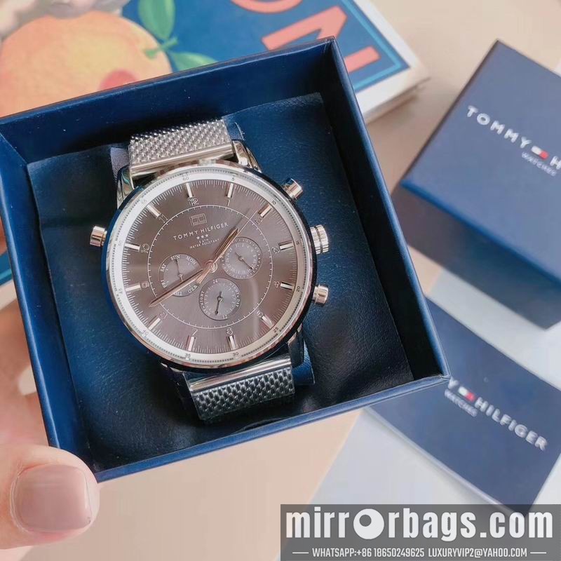 Replica Tommy 44mm 101022 Watch