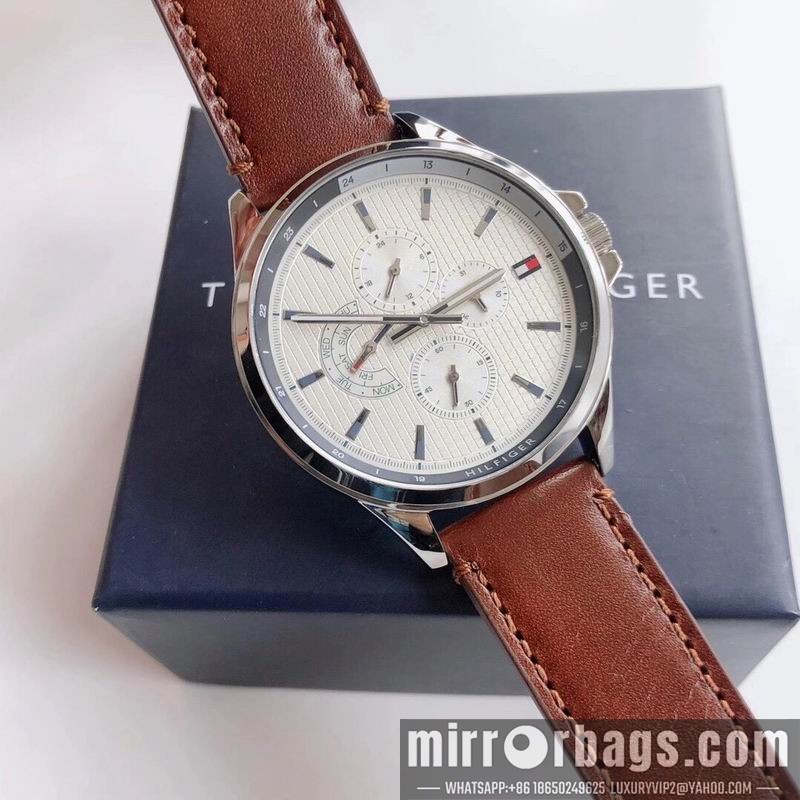 Replica Tommy 44mm 101044 Watch