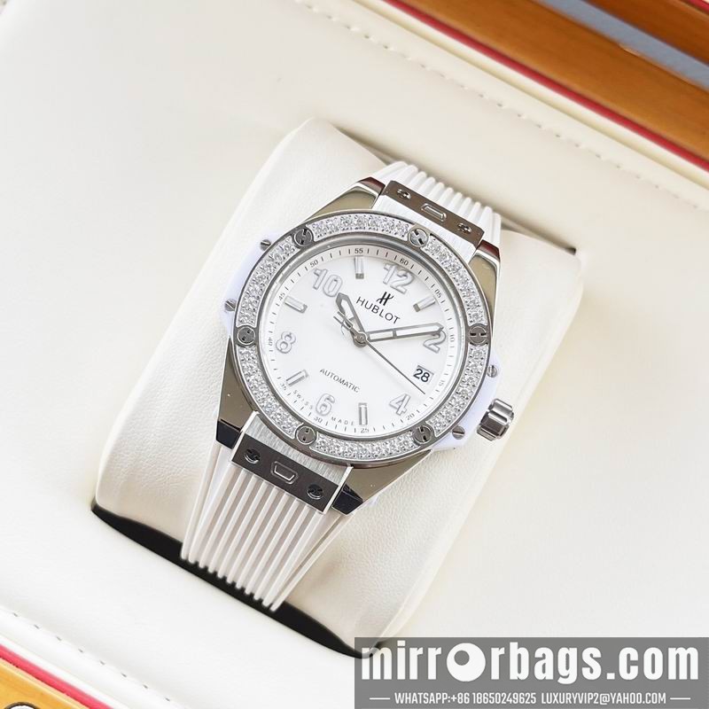 Replica Hublot 33mm 110303 Watch