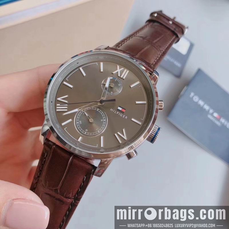Replica Tommy 40mm 101025 Watch