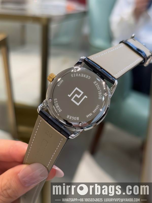 Replica Roger Dubuis 35mm 111417 Watch