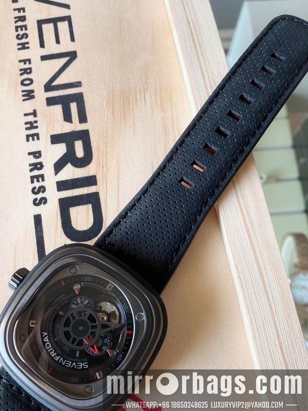 Replica Seven Friday 47mm 090467 Watch