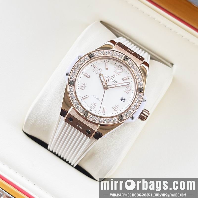 Replica Hublot 33mm 110303 Watch