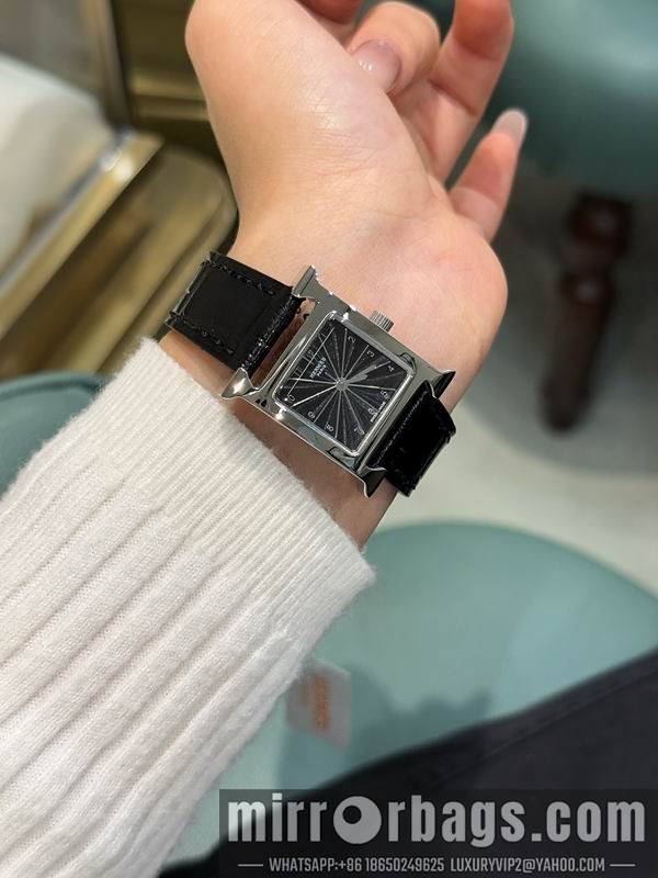 Replica Hermes M26mm S21mm 111420 Watch