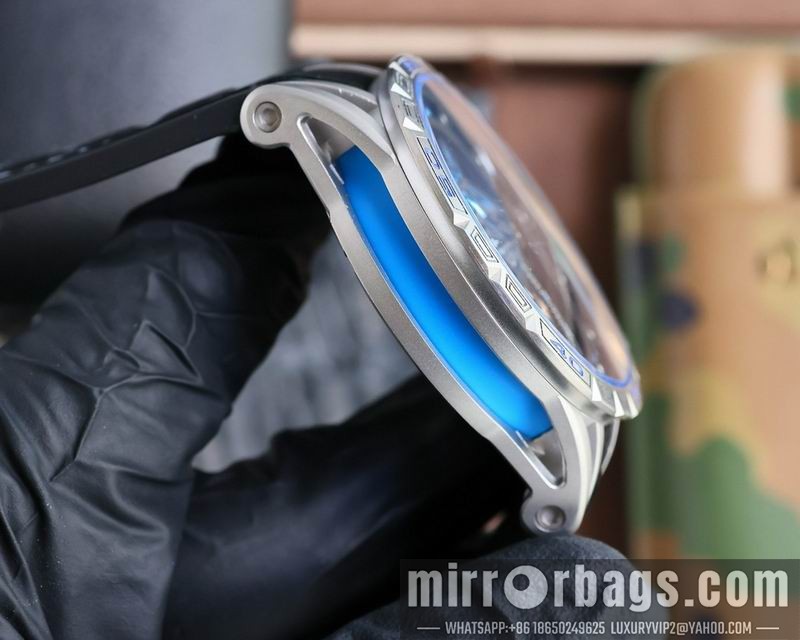 Replica Roger Dubuis 46mm 090403 Watch