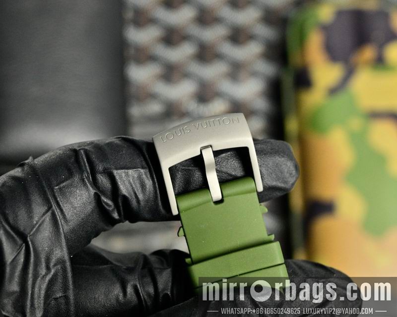 Replica LV 44mm 042407 Watch