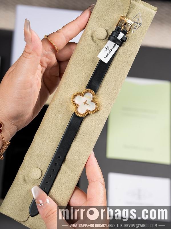 Replica Van Cleef & Arpels 29.7mm 080606 Watch