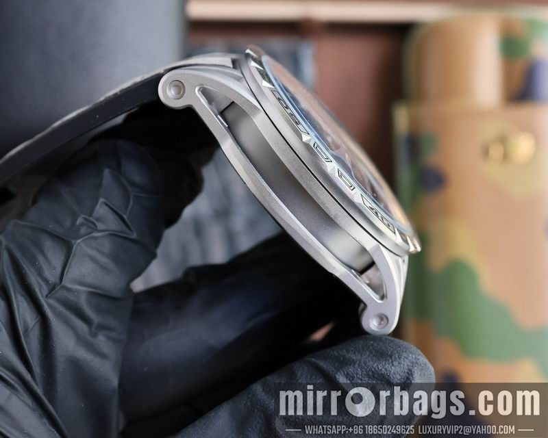 Replica Roger Dubuis 46mm 090401 Watch