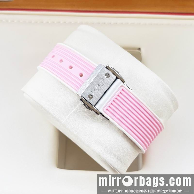Replica Hublot 33mm 110304 Watch