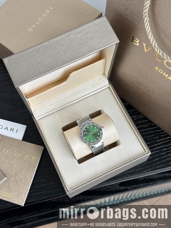 Replica Blvgari 33mm 080603 Watch