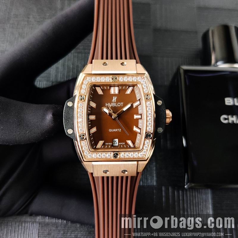 Replica Hublot W38mm 0922108 Watch