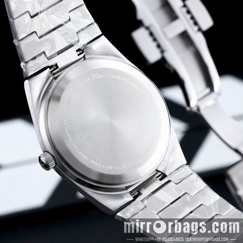 Replica Handsome Man 40mm 110906 Watch