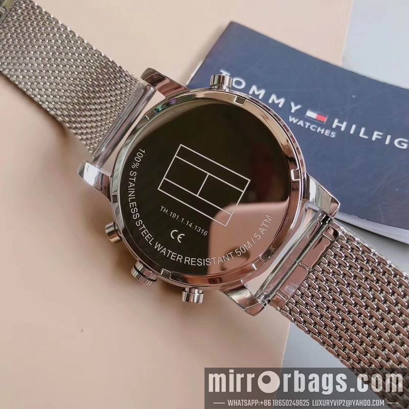 Replica Tommy 44mm 101022 Watch
