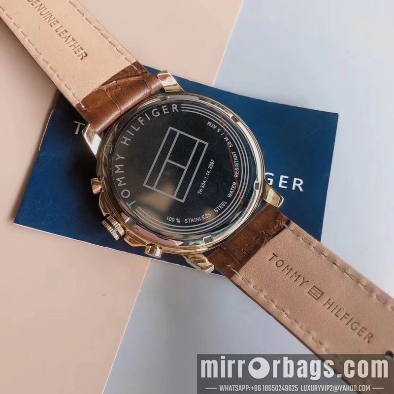 Replica Tommy 44mm 101026 Watch