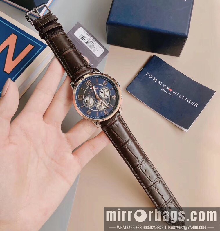 Replica Tommy 44mm 101026 Watch