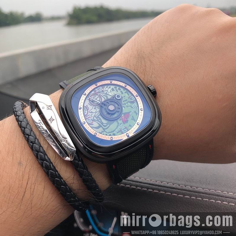 Replica Seven Friday 45.6X45mm 090484 Watch