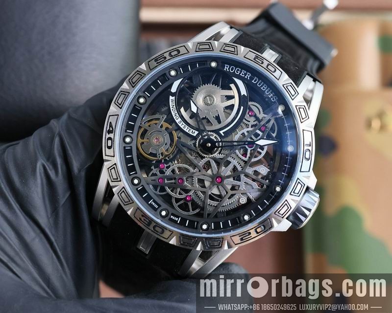 Replica Roger Dubuis 46mm 090411 Watch
