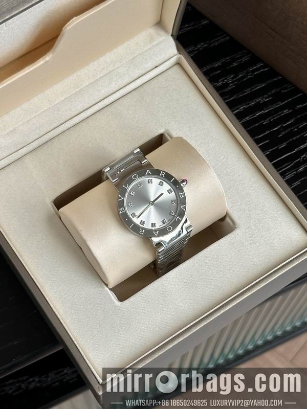 Replica Blvgari 33mm 080603 Watch