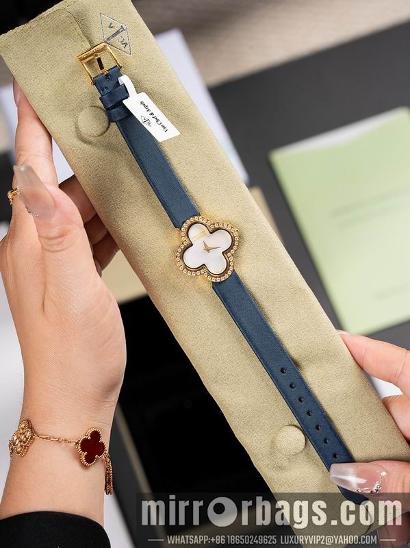 Replica Van Cleef & Arpels 29.7mm 080606 Watch