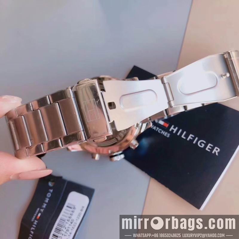 Replica Tommy 44mm 101033 Watch
