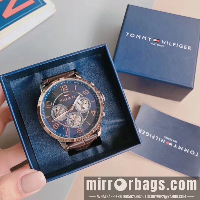 Replica Tommy 44mm 101026 Watch