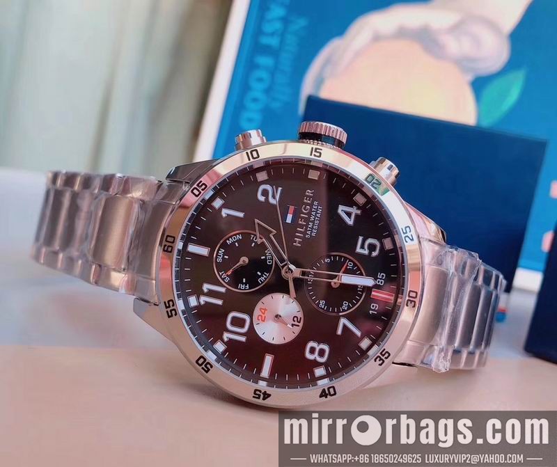 Replica Tommy 44mm 101033 Watch