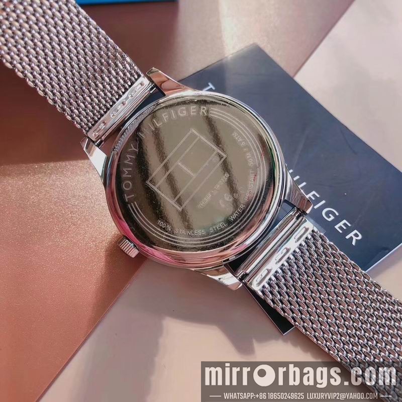 Replica Tommy 44mm 101001 Watch