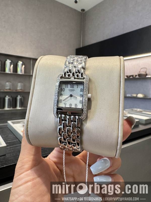 Replica Hermes 23X23mm 101529 Watch