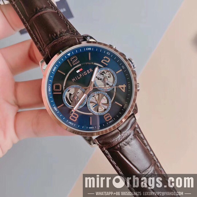 Replica Tommy 44mm 101026 Watch