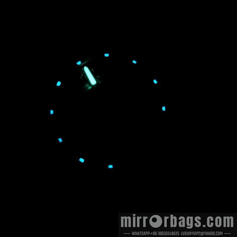 Replica Seven Friday watch 090402 Watch