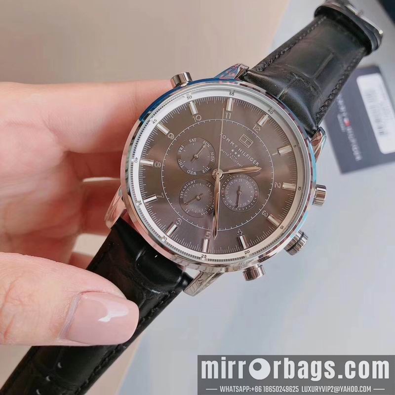 Replica Tommy 44mm 101024 Watch