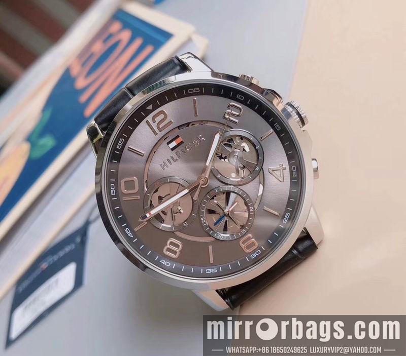 Replica Tommy 44mm 101026 Watch