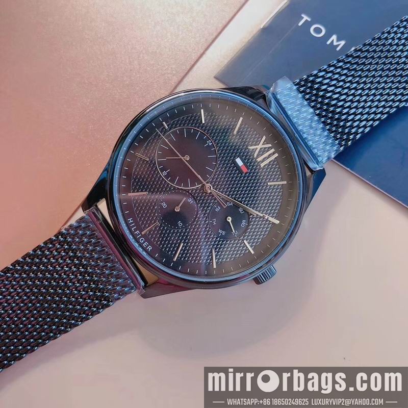 Replica Tommy 44mm 101001 Watch