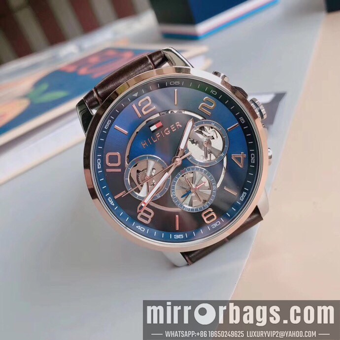 Replica Tommy 44mm 101026 Watch