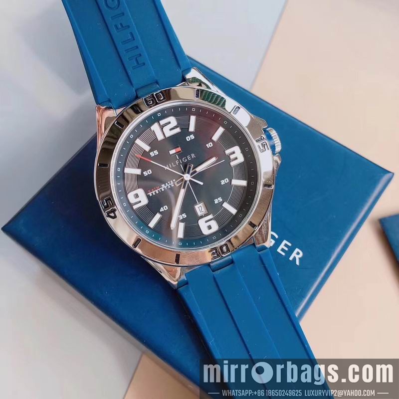 Replica Tommy 44mm 101007 Watch