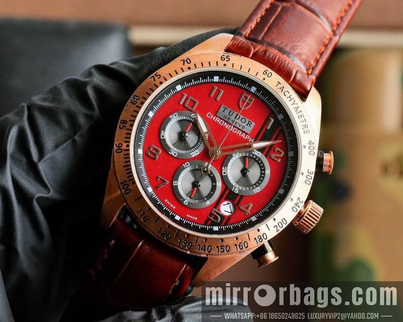 Replica Tudor 42mm 031943 Watch