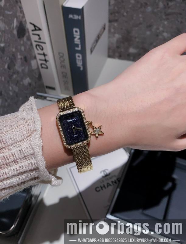 Replica Chanel 26X20mm 101522 Watch