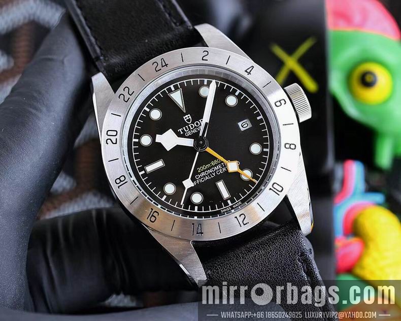 Replica Tudor watch 42mm 123123 Watch