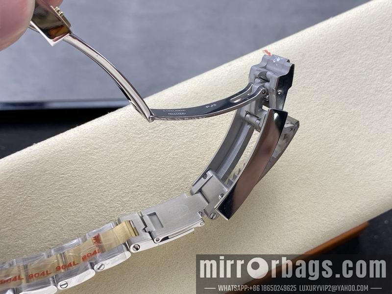 Replica Rolex 44mm 102313 Watch