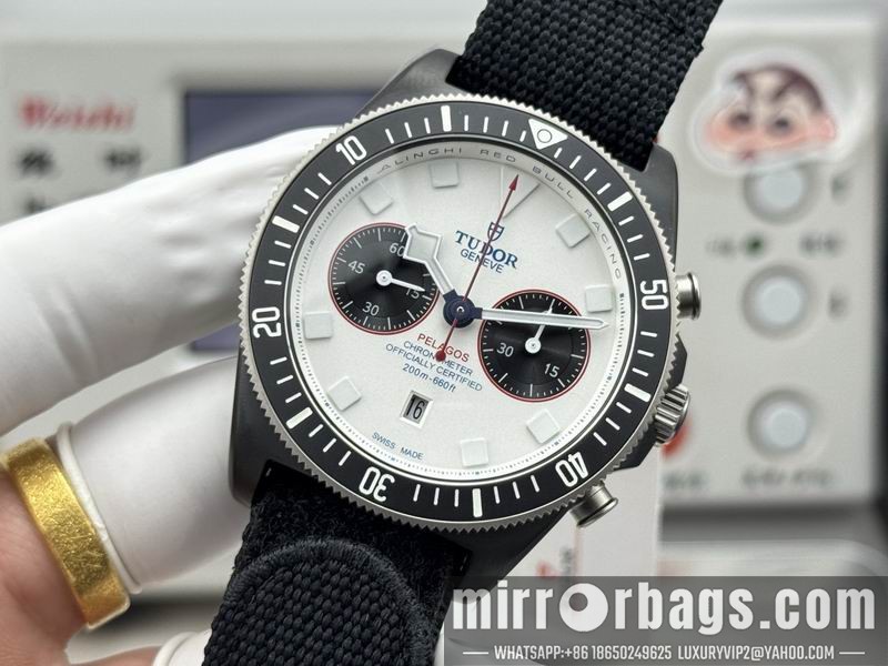 Replica Tudor 43mm 010531 Watch