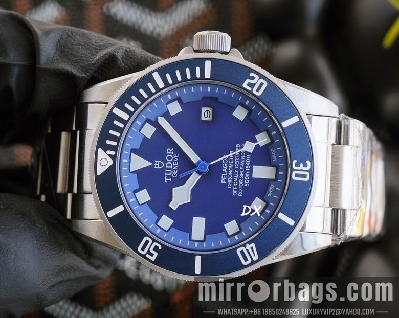 Replica Tudor 42mm 2nms51 Watch