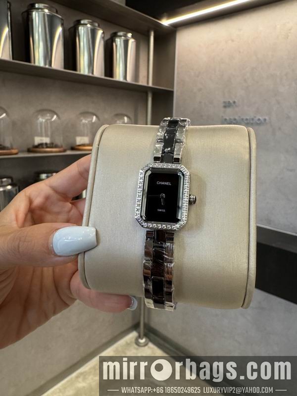 Replica Chanel 21X26mm 101440 Watch