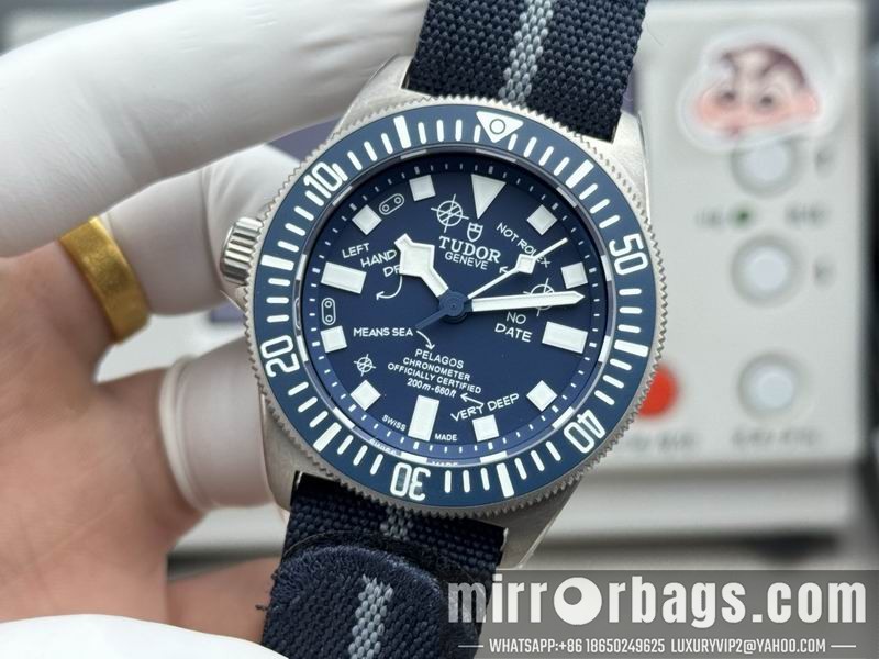 Replica Tudor 42mm 040910 Watch