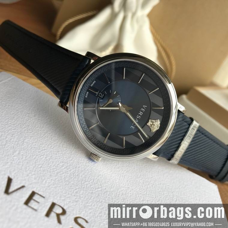 Replica Versace men 42mm M04 Watch