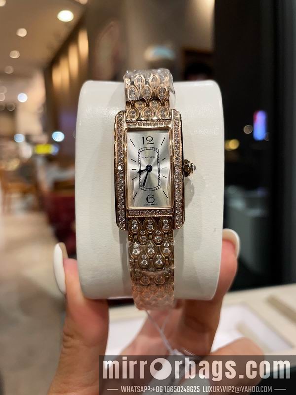 Replica Cartier 19X35mm 052324 Watch