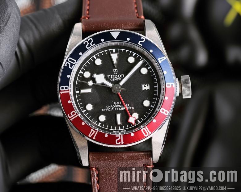 Replica Tudor men 42mm M12 Watch