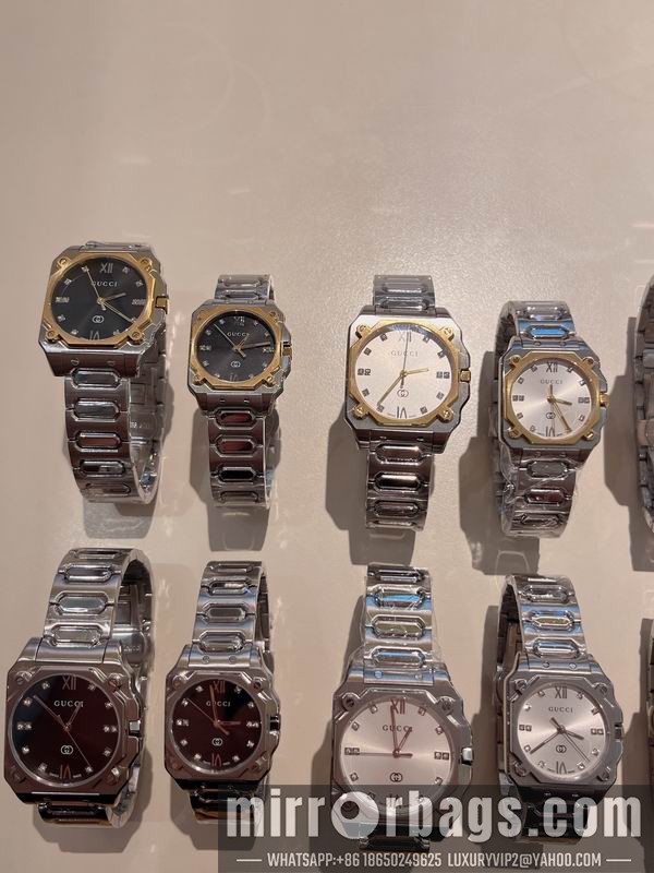 Replica Gucci man36mm woman30mm 071011 Watch