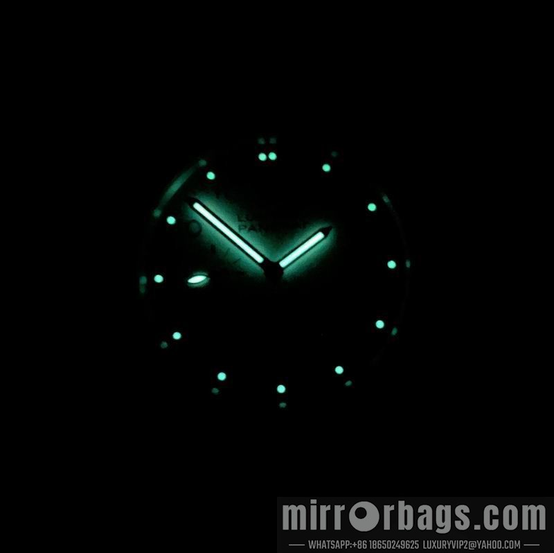 Replica Panerai 47mm 090425 Watch
